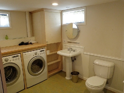 Không gian phòng tắm rộng rãi hơn khi biết sắp xếp máy giặt
